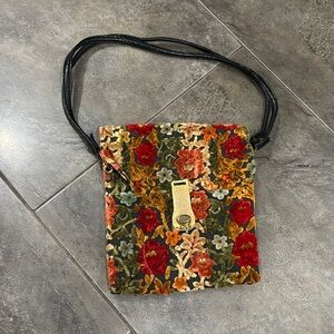 Vintage gorgeous long handle velvet like raised flower purse